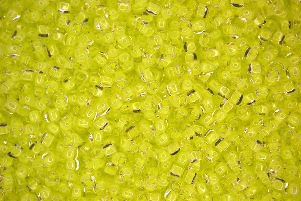 10g MIYUKI 10/0 Triangle Japanese Seed Beads 2.5mm 1119 Color Lined Lime