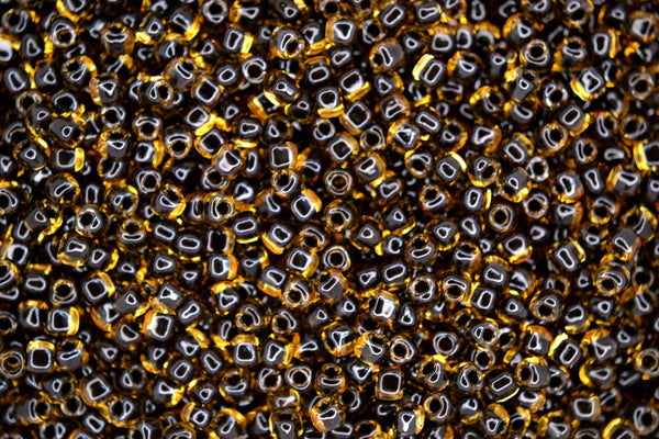 10g MIYUKI 10/0 Triangle Japanese Seed Beads 2.5mm 1840 Color Lined Topaz Black