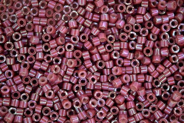7.2g MIYUKI 11/0 Delica Japanese Seed Beads 1.6mm DB1015 Raspberry Luster