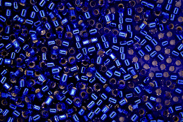 7.2g MIYUKI 11/0 Delica Japanese Seed Beads 1.6mm DB047 Silver Lined Cobalt