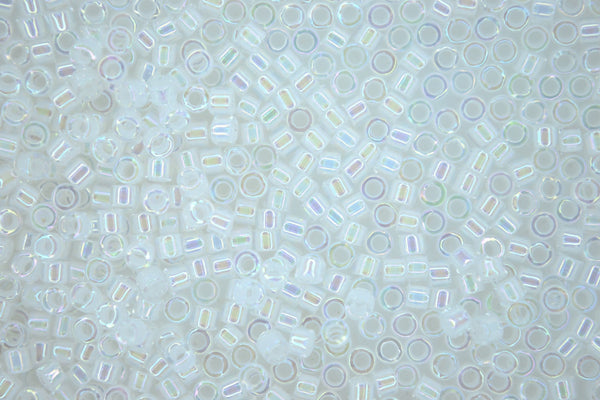 7.2g MIYUKI 11/0 Delica Japanese Seed Beads 1.6mm DB052 Off White AB