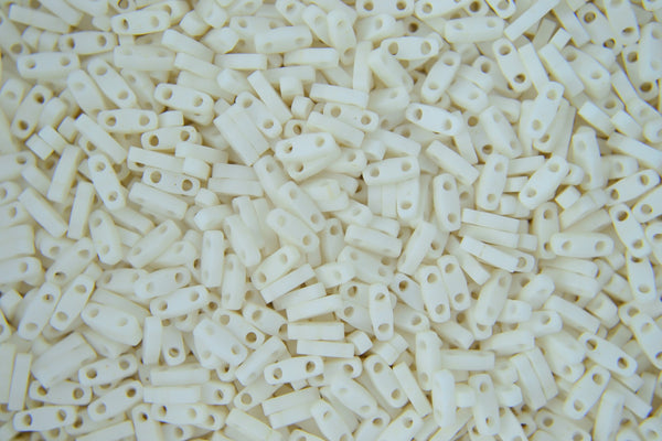5g MIYUKI Quarter Tila Japanese Glass Beads 5x1.2mm 92021 Matte Opaque Cream