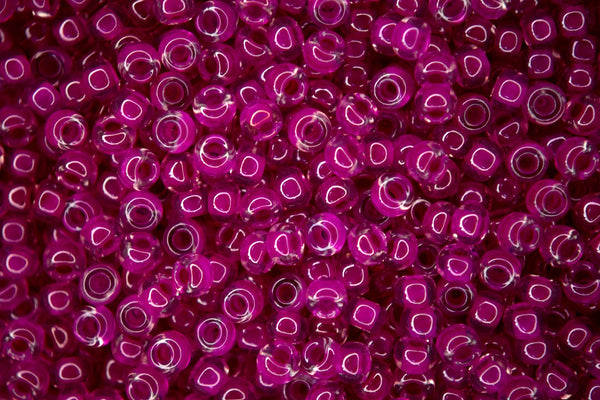 10g MIYUKI 8/0 Round Japanese Seed Beads 3mm 9209 Fuchsia Lined Crystal