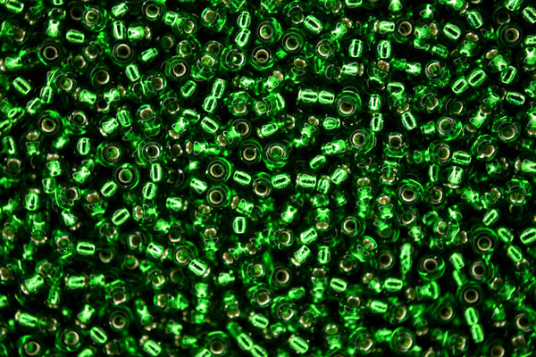 10g MIYUKI 11/0 Round Japanese Seed Beads 2mm 916 Silver Lined Green