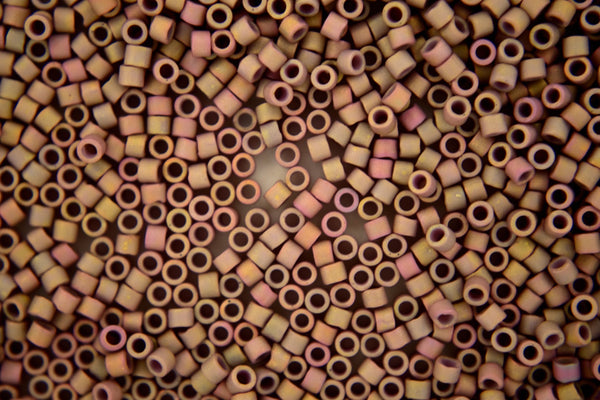 7.2g MIYUKI 11/0 Delica Japanese Seed Beads 1.6mm DB1061 Matte Metallic Dusky Clay AB