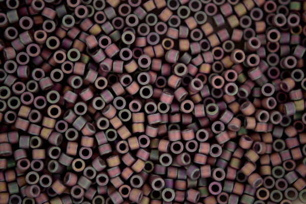 7.2g MIYUKI 11/0 Delica Japanese Seed Beads 1.6mm DB1067 Matte Metallic Thistle AB