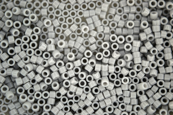 7.2g MIYUKI 11/0 Delica Japanese Seed Beads 1.6mm DB1139 Opaque Ghost Gray