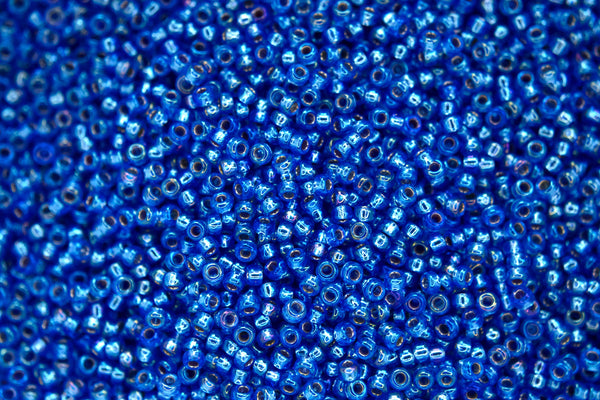 10g MIYUKI 11/0 Round Japanese Seed Beads 2mm 91019 Silver Lined Sapphire AB Beadacious