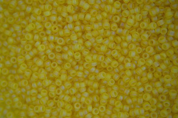 10g MIYUKI 11/0 Round Japanese Seed Beads 2mm 9136FR Matte Transparent Yellow AB Beadacious