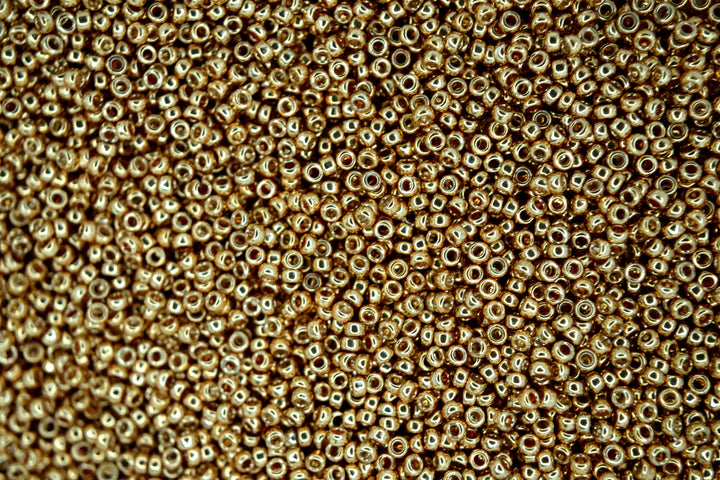 10g MIYUKI 15/0 Round Japanese Seed Beads 1.5mm 91053 Galvanized Yellow Gold Beadacious