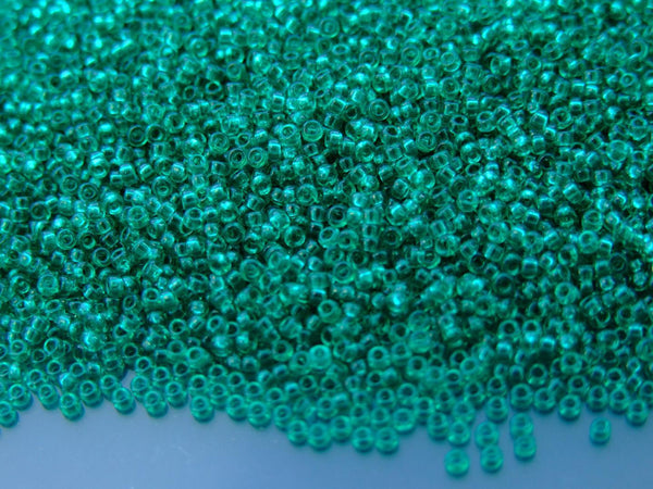 10g MIYUKI 15/0 Round Japanese Seed Beads 1.5mm 9147 Transparent Emerald Beadacious