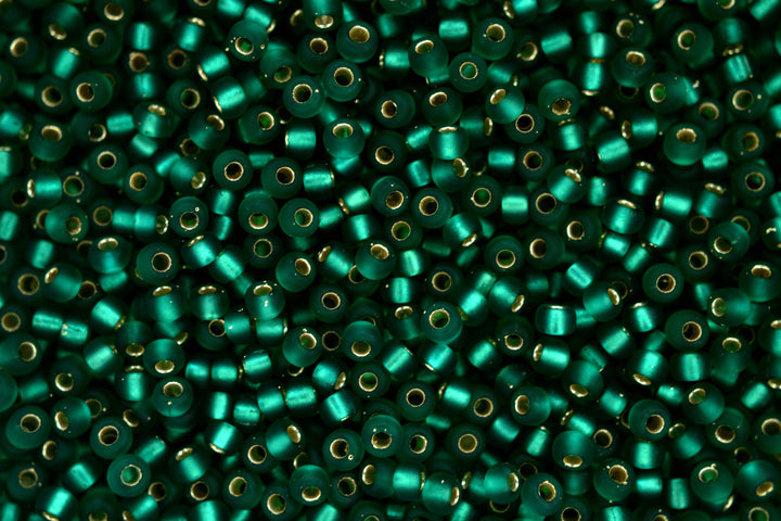 10g MIYUKI 8/0 Round Japanese Seed Beads 3mm 917F Matte Silver Lined Emerald Beadacious