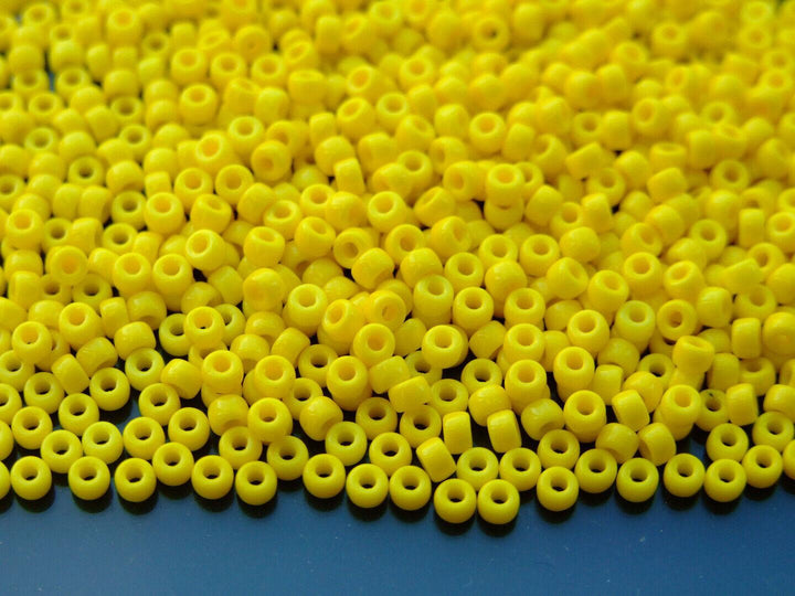 10g Matubo 8/0 Round Czech Seed Beads 3mm Opaque Yellow Beadacious