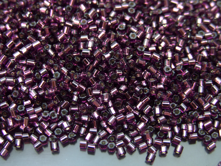 10g TOHO 11/0 Hexagon Japanese Seed Beads Size 2mm 26C Silver Lined Amethyst Beadacious