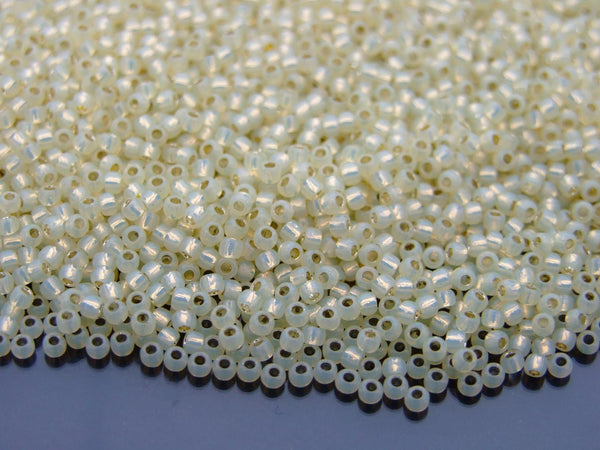 10g TOHO 11/0 Round Japanese Seed Beads 2mm 2125 Silver Lined Milky Light Jonquil Beadacious