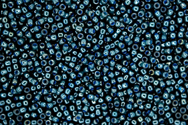 10g TOHO 11/0 Round Japanese Seed Beads 2mm 374 Transparent Luster Emerald Green/Denim Blue Beadacious