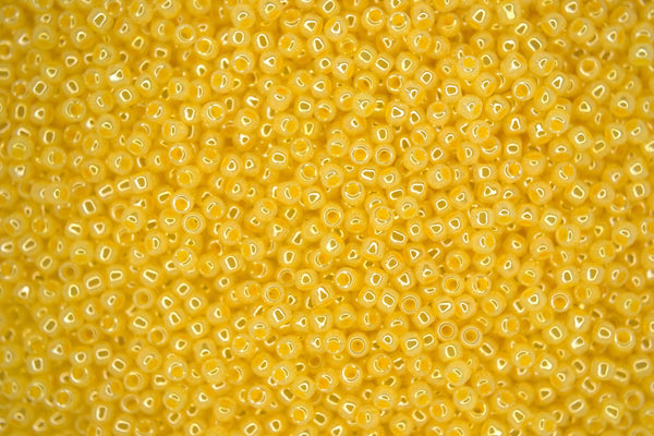 10g TOHO 11/0 Round Japanese Seed Beads 2mm 902 Ceylon Lemon Chiffon Beadacious