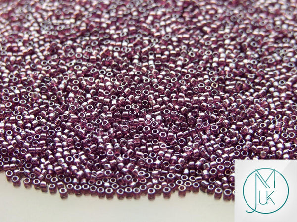 10g TOHO 15/0 Round Japanese Seed Beads 1.5mm 115 Transparent Amethyst Luster Beadacious