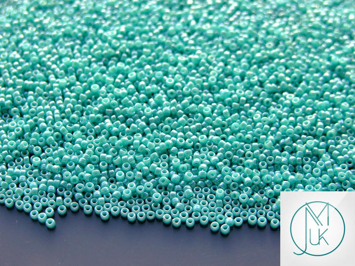 10g TOHO 15/0 Round Japanese Seed Beads 1.5mm 132 Opaque Turquoise Luster Beadacious