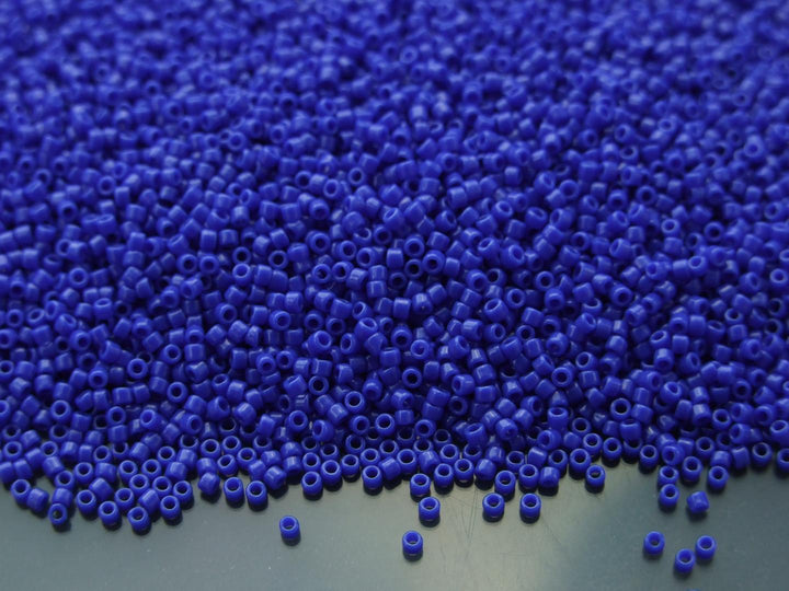 10g TOHO 15/0 Round Japanese Seed Beads 1.5mm 48 Opaque Navy Blue Beadacious