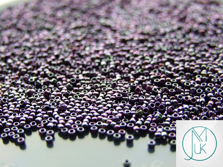 10g TOHO 15/0 Round Japanese Seed Beads 1.5mm 90 Metallic Amethyst Gunmetal Beadacious