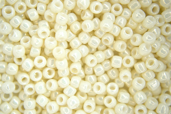 10g TOHO 6/0 Round Japanese Seed Beads 4mm 122 Opaque Navajo White Luster Beadacious