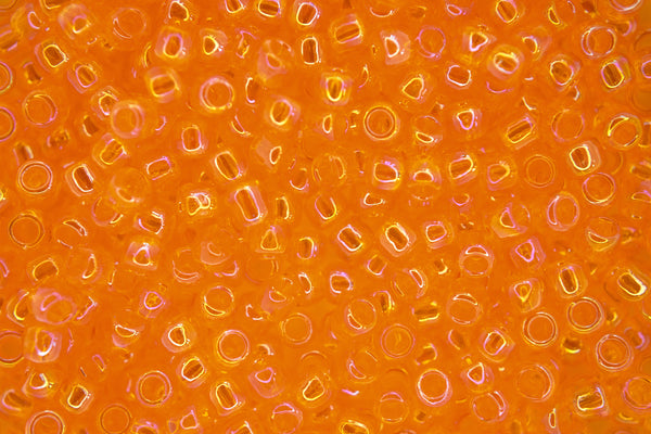 10g TOHO 6/0 Round Japanese Seed Beads 4mm 174 Transparent Rainbow Light Hyacinth Beadacious