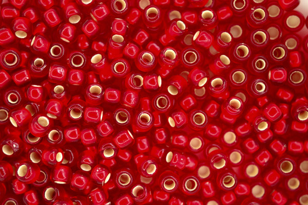 10g TOHO 6/0 Round Japanese Seed Beads 4mm 25CF Silver Lined Frosted Ruby Beadacious