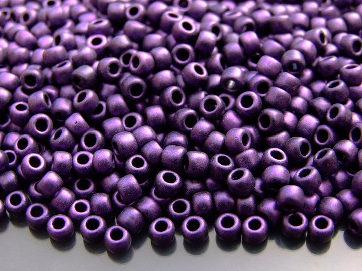 10g TOHO 6/0 Round Japanese Seed Beads 4mm Y612 HYBRID Metallic Suede Purple Beadacious