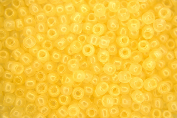 10g TOHO 6/0 Round Japanese Seed Beads 4mm Y631 HYBRID Light Sueded Gold Light Lame Beadacious