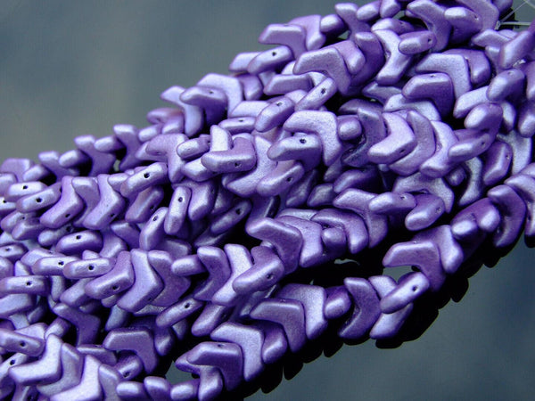 30x Matubo Chevron Duo Czech Seed Beads 4x10mm Jet Metallic Suede Purple Beadacious