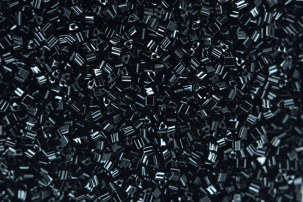 10g TOHO 11/0 Triangle Japanese Seed Beads 2mm 49 Opaque Jet