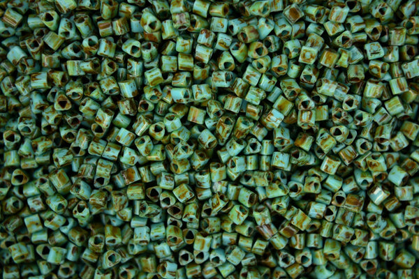 10g TOHO 11/0 Triangle Japanese Seed Beads 2mm Y307 HYBRID Turquoise Picasso