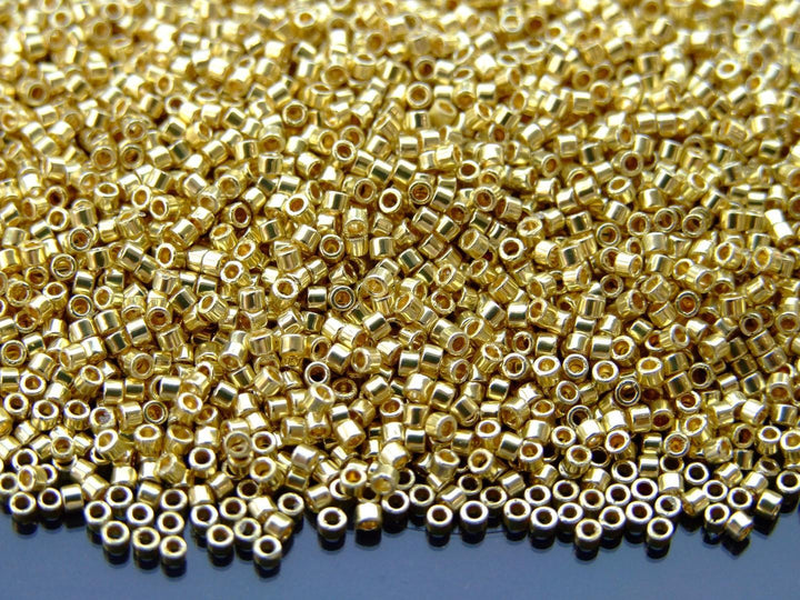 5g TOHO 11/0 Aiko Japanese Seed Beads 2mm PF559 PermaFinish Galvanized Yellow Gold Beadacious