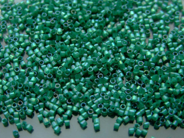 6.4g MIYUKI 11/0 Delica Japanese Seed Beads 1.6mm DB1814 Dyed Emerald Silk Satin Beadacious