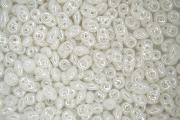 20g Matubo SuperDuo Czech Seed Beads 2.5x5mm Chalk White Luster