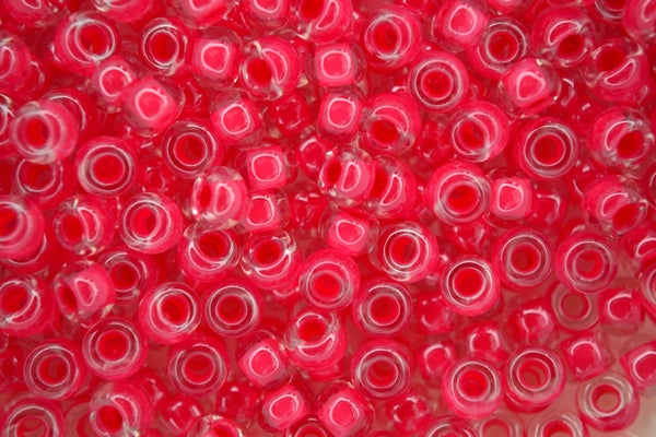 10g MIYUKI 6/0 Round Japanese Seed Beads 4mm 9208 Carnation Pink Lined Crystal