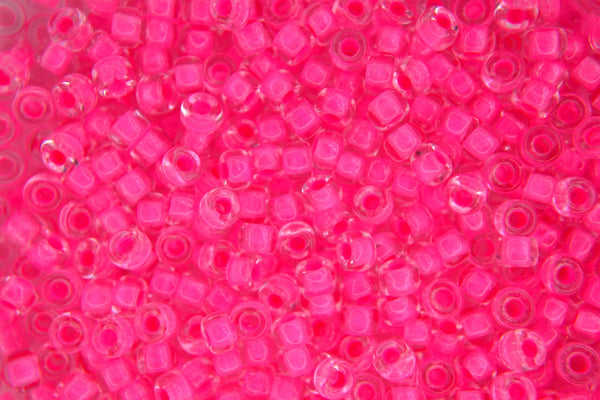 10g Matubo 6/0 Round Czech Seed Beads 4mm Neon Pink Lined