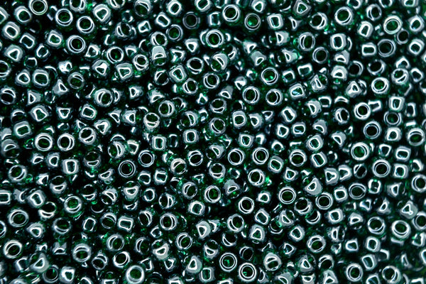 10g TOHO 8/0 Round Japanese Beads 3mm 118 Transparent Green Emerald Luster