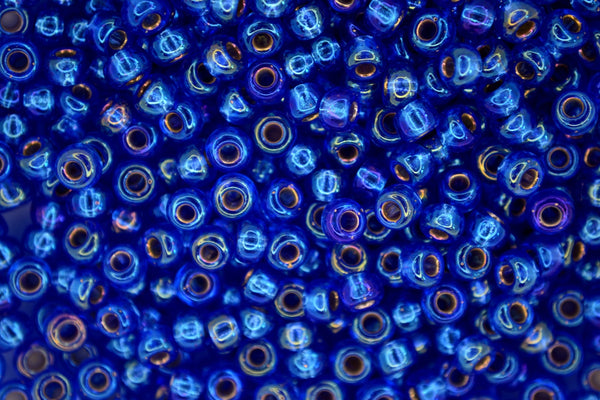 10g MIYUKI 6/0 Round Japanese Seed Beads 4mm 91019 Silver Lined Sapphire AB