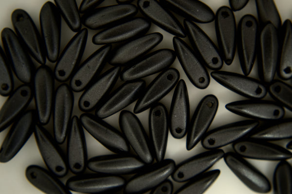10g Dagger Czech Glass Beads Size 3x10mm Powdery Jet