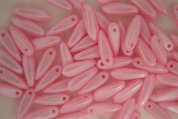 10g Dagger Czech Glass Beads Size 3x10mm Powdery Pastel Pink