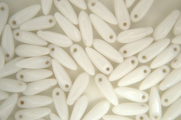 10g Dagger Czech Glass Beads Size 3x10mm White