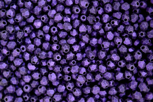 Más de 120 cuentas checas pulidas al fuego de 3 mm, ante metálico, color morado