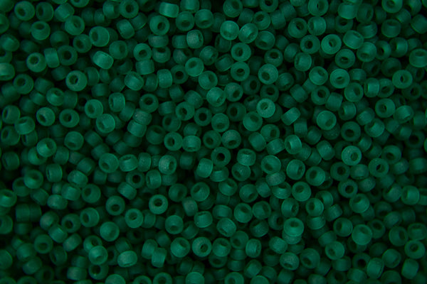 10g MIYUKI 11/0 Cuentas redondas de semillas japonesas 2 mm 9147F Mate Transparente Verde oscuro