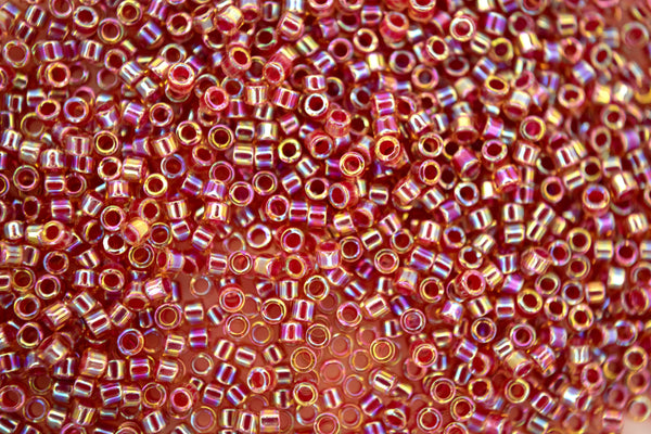7,2 g MIYUKI 11/0 Delica japanische Rocailles 1,6 mm DB088 Lined Topaz AB