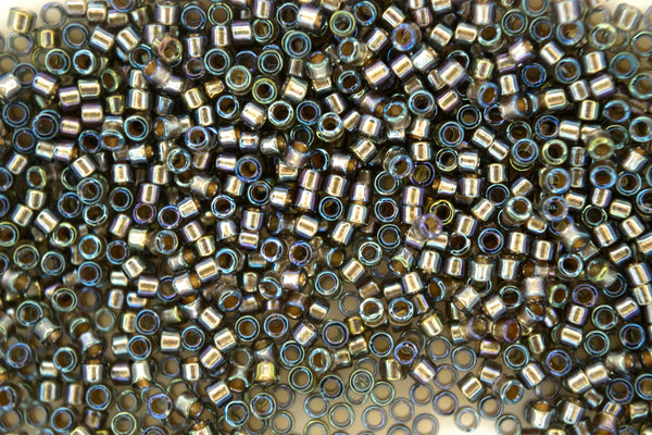7,2 g MIYUKI 11/0 Delica japanische Rocailles 1,6 mm DB1773 Sparkling Beige Lined Grey AB
