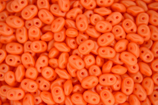 10g Matubo SuperDuo Tschechische Rocailles 2,5x5mm Puderiges Pastell Dunkelorange