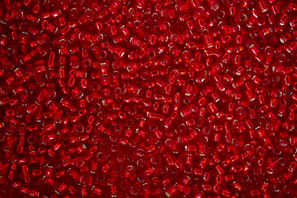 10g TOHO 11/0 Round Japanese Seed Beads 2mm 25C Silver Lined Ruby