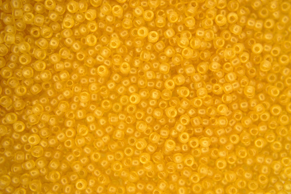 10g TOHO 11/0 Round Japanese Seed Beads 2mm Y618 HYBRID Sueded Gold Topaz